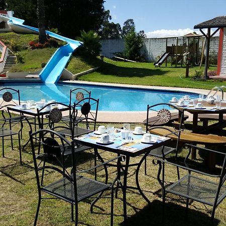 Hosteria San Carlos Tababela Extérieur photo