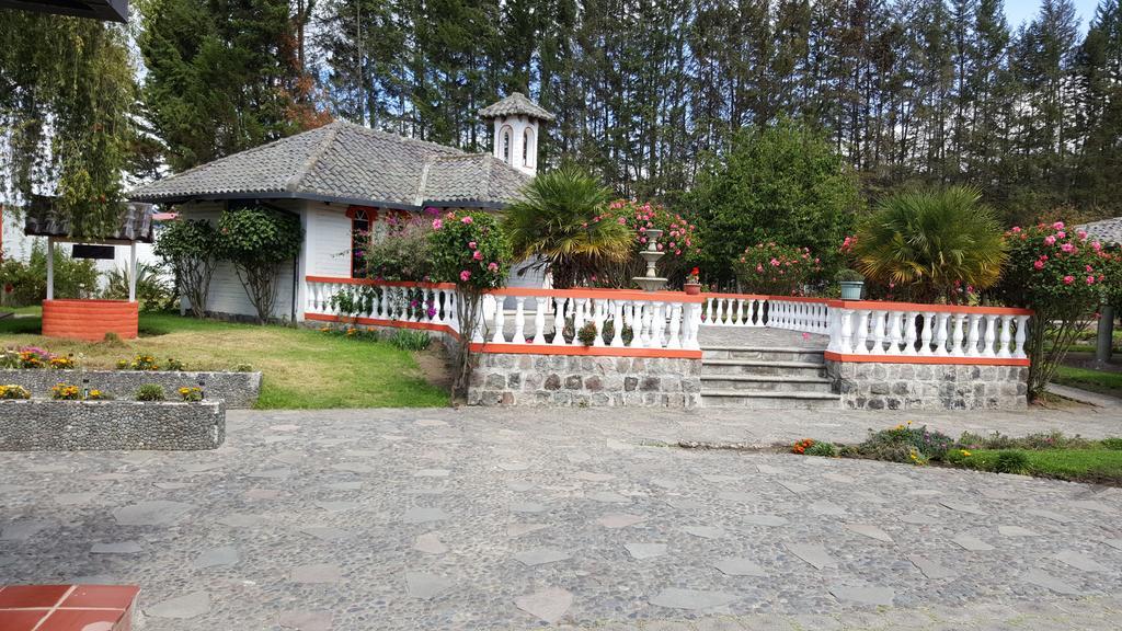 Hosteria San Carlos Tababela Extérieur photo