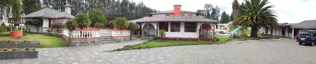 Hosteria San Carlos Tababela Extérieur photo
