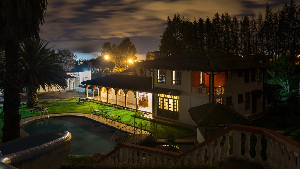 Hosteria San Carlos Tababela Extérieur photo