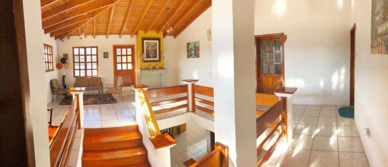 Hosteria San Carlos Tababela Extérieur photo