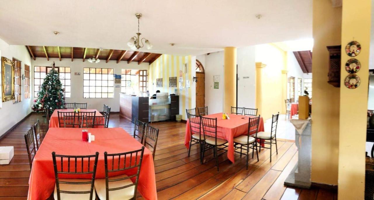 Hosteria San Carlos Tababela Extérieur photo
